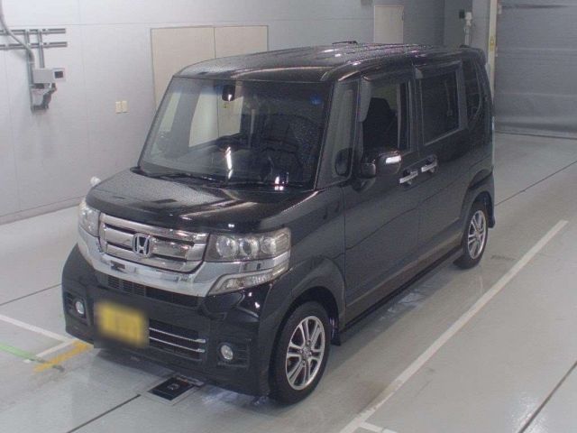 290 HONDA N BOX JF1 2016 г. (CAA Chubu)